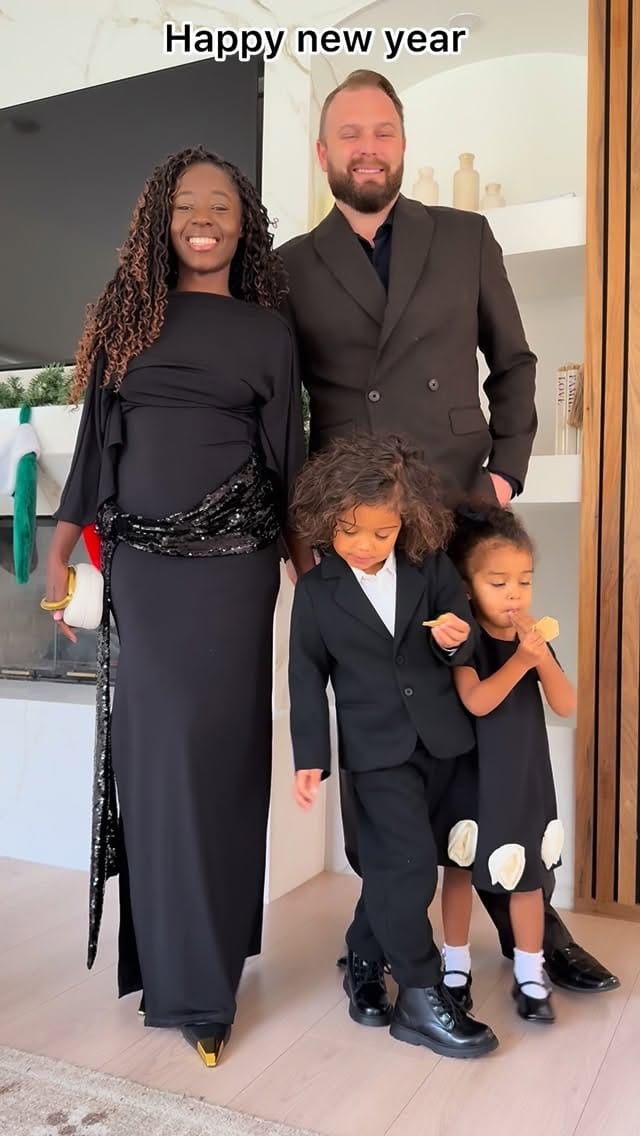 Post 4 by Naomi Pearson & Kameron on Instagram (video)