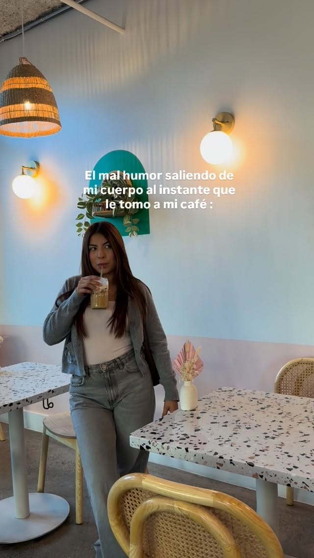 Post 7 by Vanessa Torres on Instagram (video)
