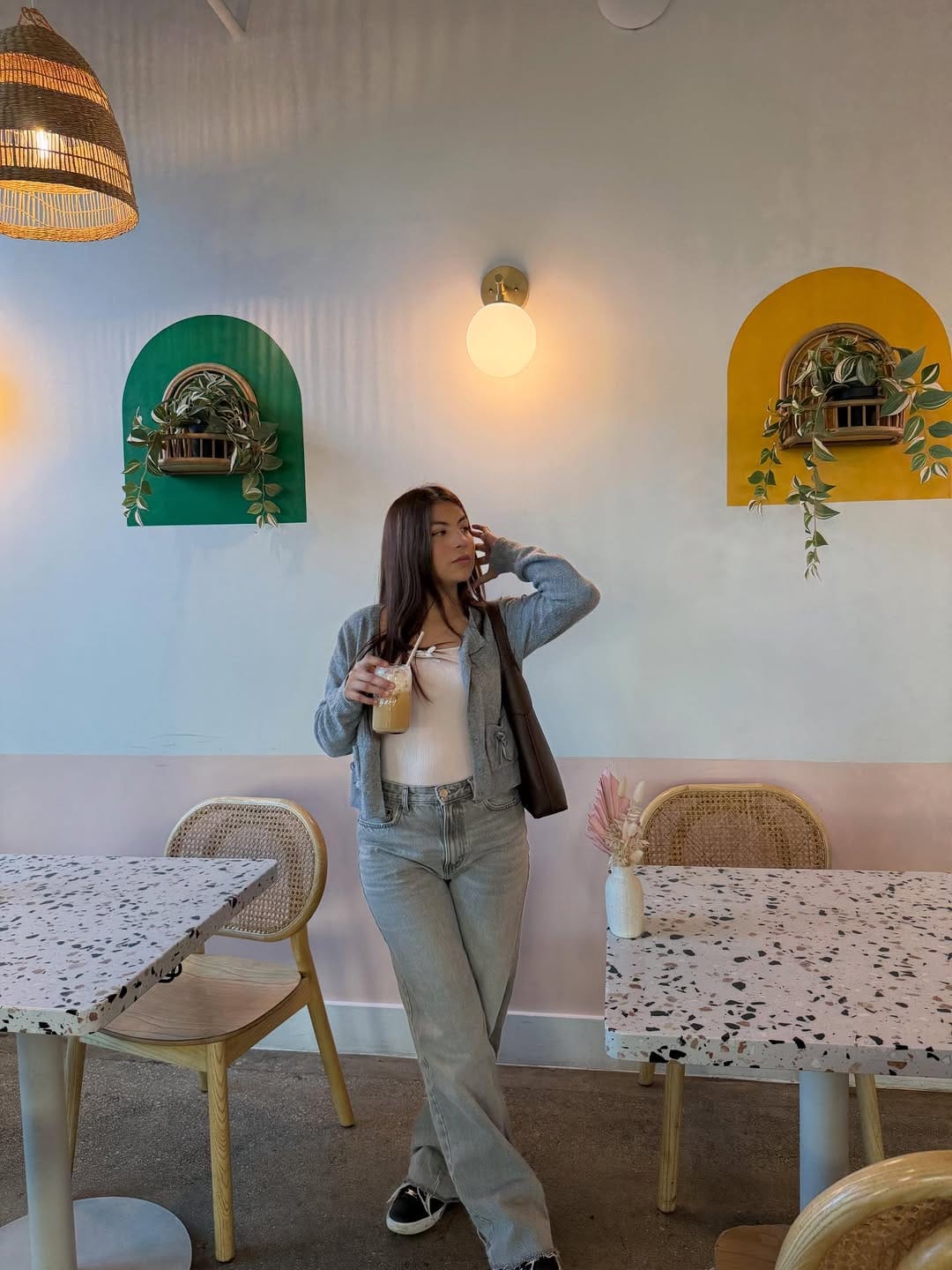 Post 9 by Vanessa Torres on Instagram (carousel)