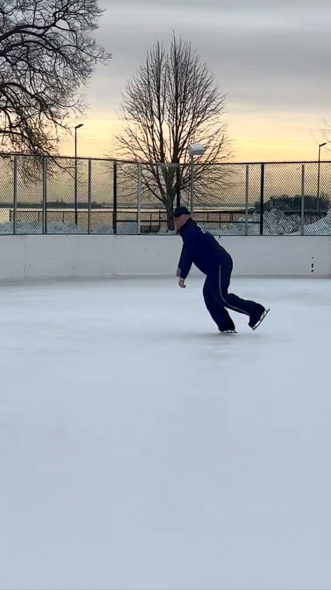 Post 1 by Mar Jennings on Instagram (video)