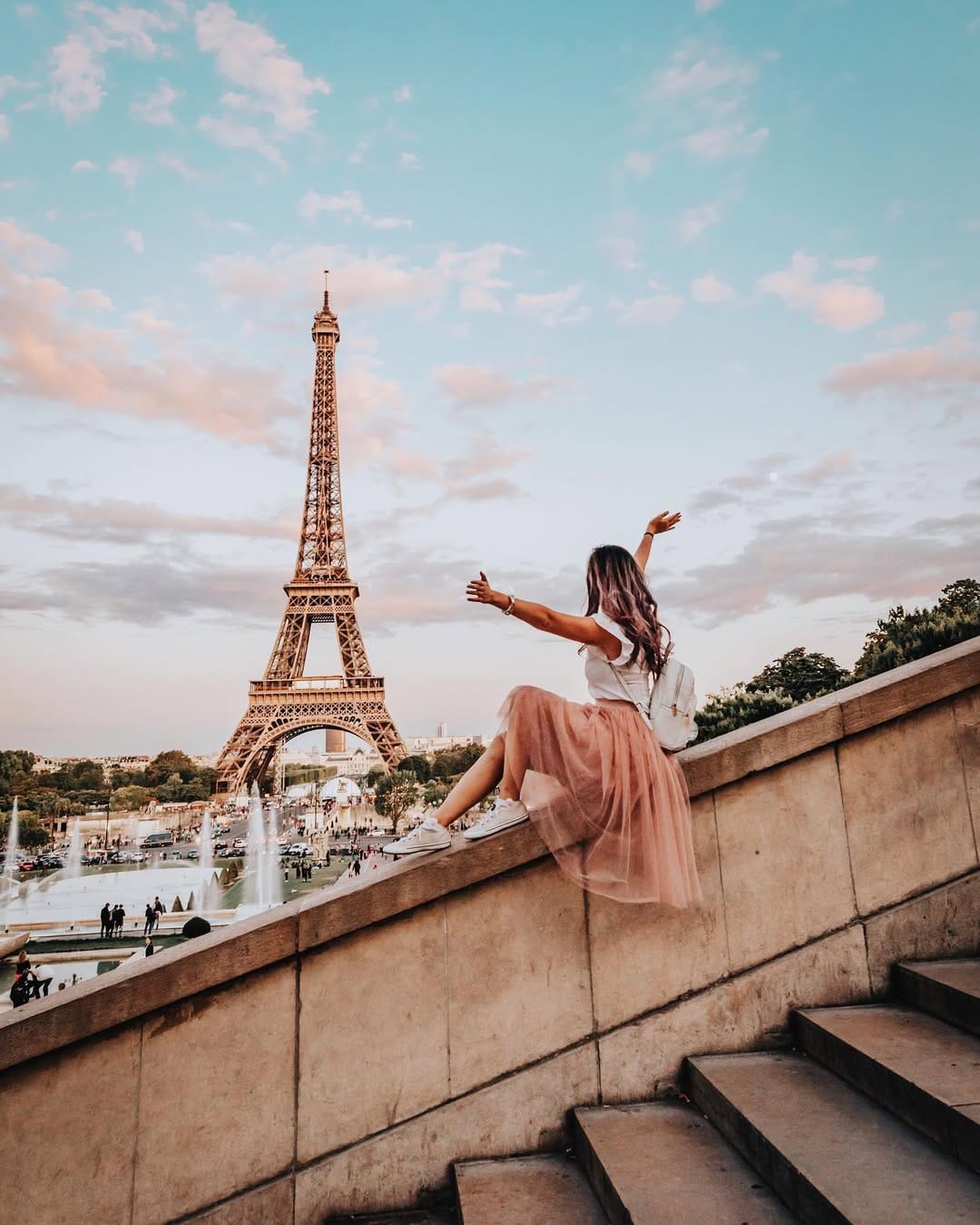 Post 10 by Yue Li on Instagram (carousel)