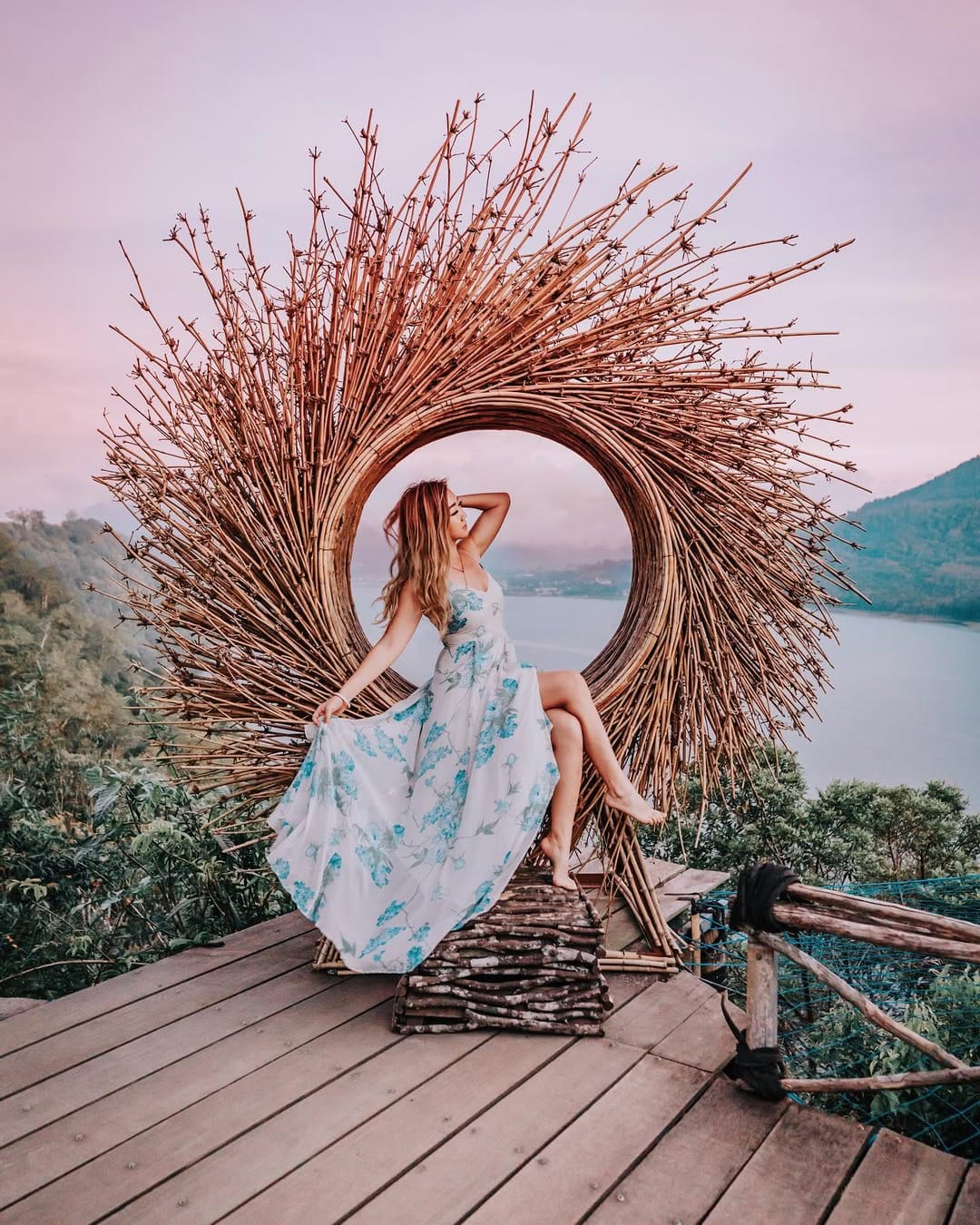 Post 9 by Yue Li on Instagram (carousel)