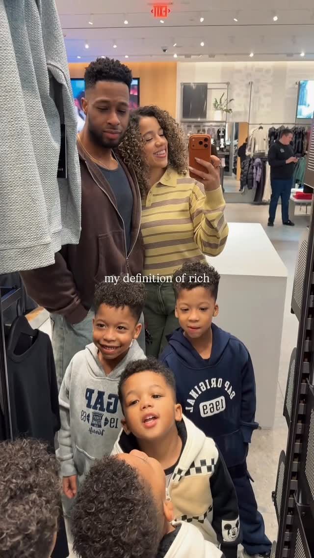 Post 5 by Wanda Mulzac on Instagram (video)