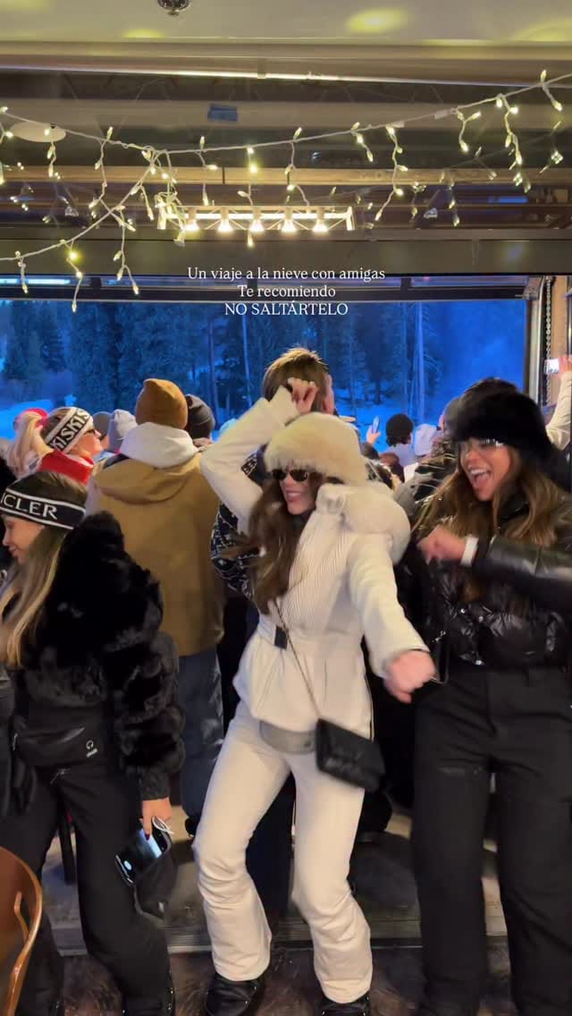 Post 6 by Sharon Pereira on Instagram (video)