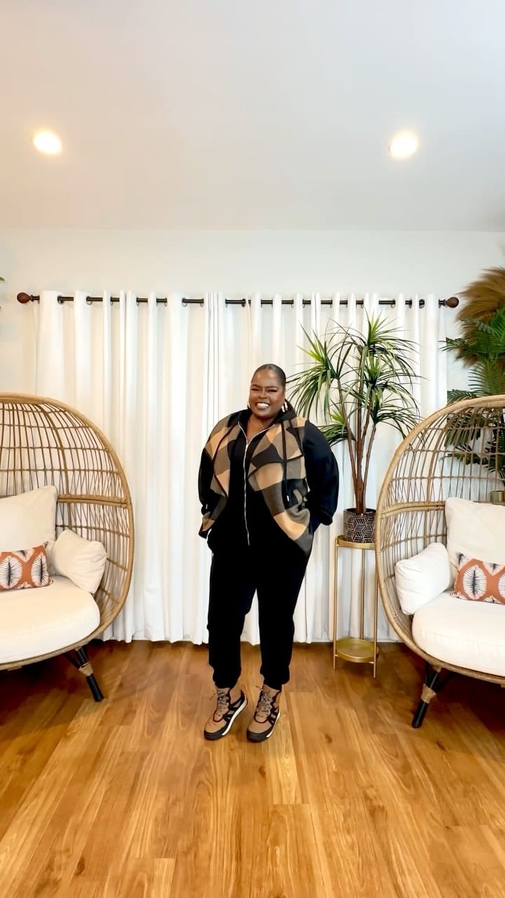 Post 4 by Alisha J | Go Bold or Go Home on Instagram (video)