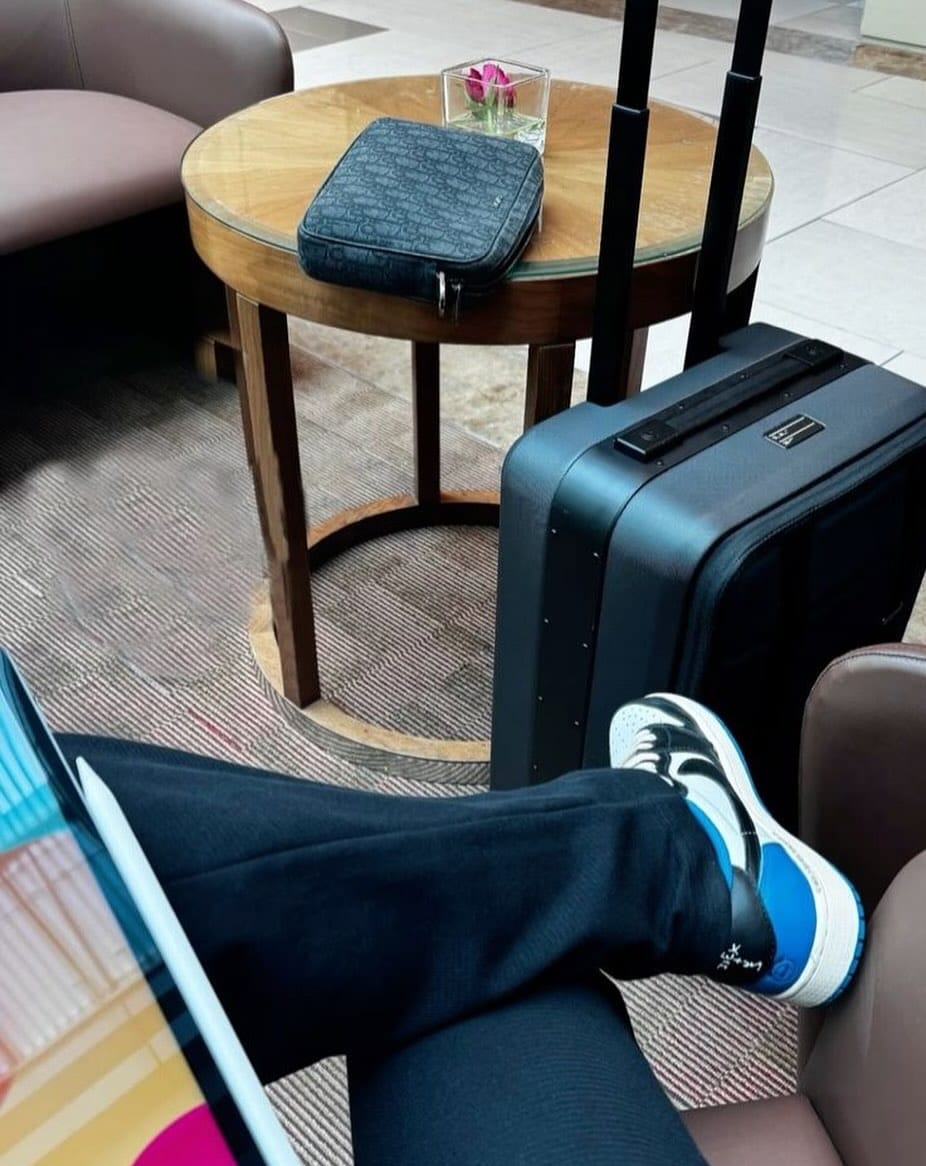 Post 3 by Solash Moni on Instagram (image)