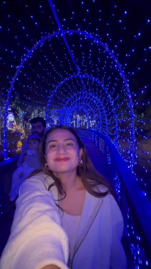 Post 3 by Sidra Mehran on Instagram (video)
