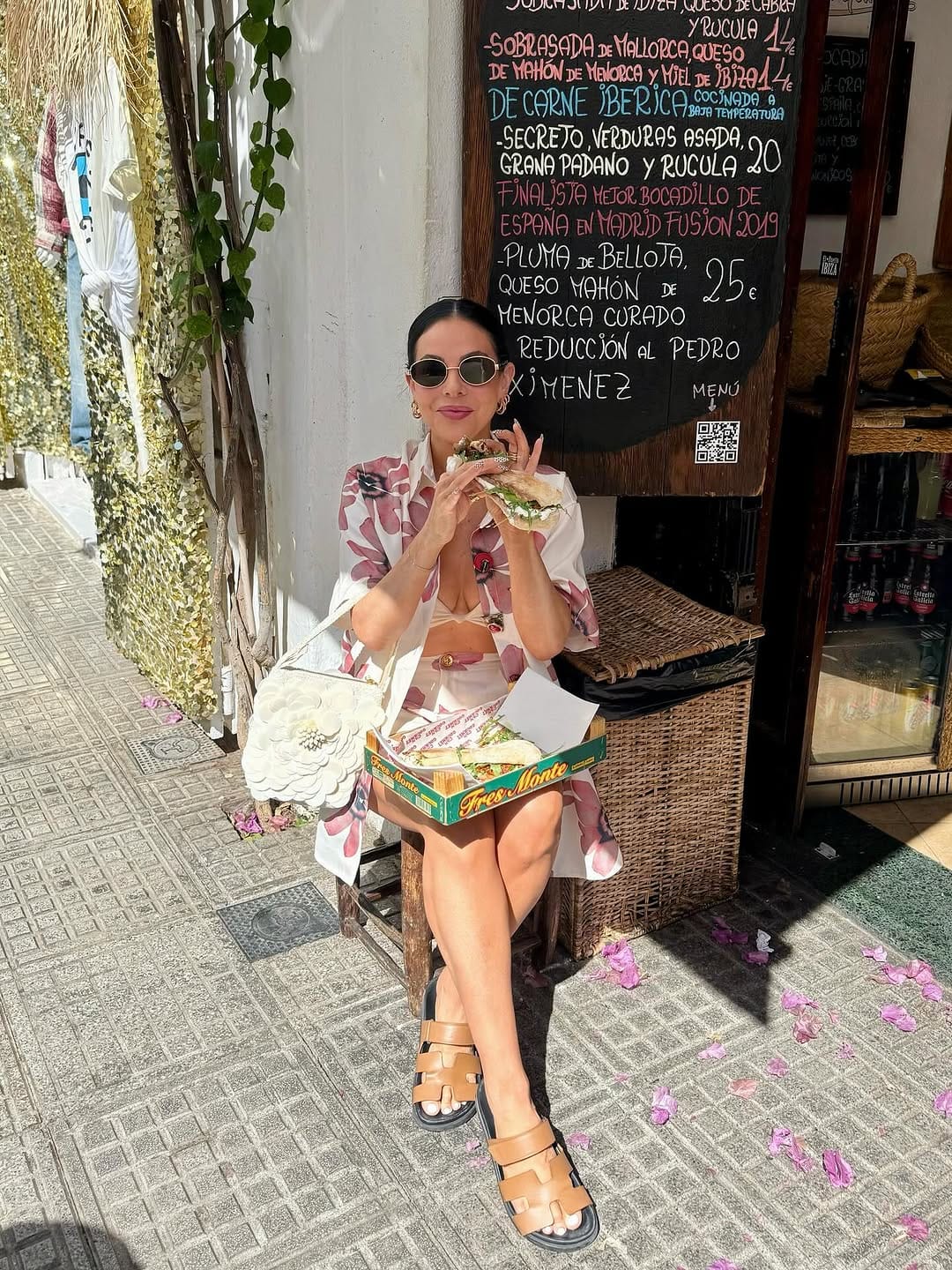 Post 10 by amanda brooke | miami content creator on Instagram (carousel)
