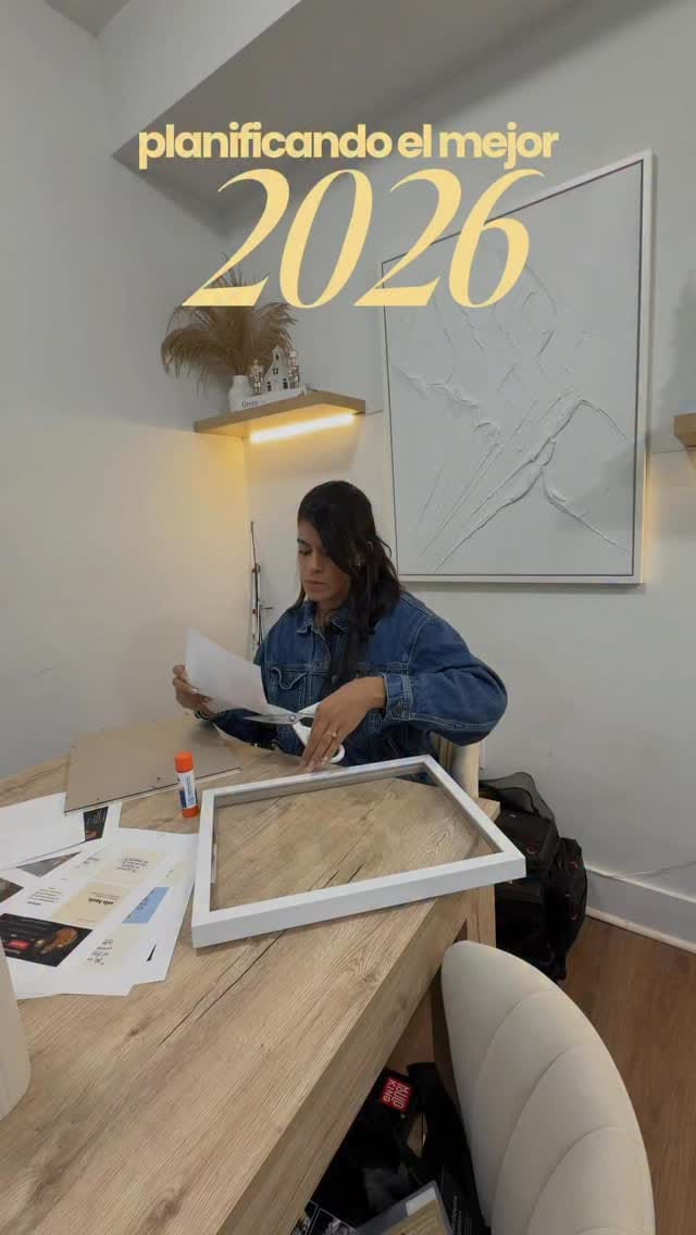 Post 8 by fer gonzalez on Instagram (video)