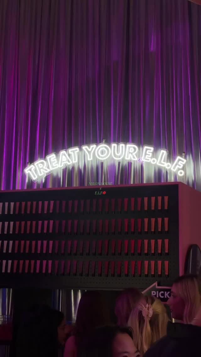 Post 6 by Carrie🦋 on Instagram (video)