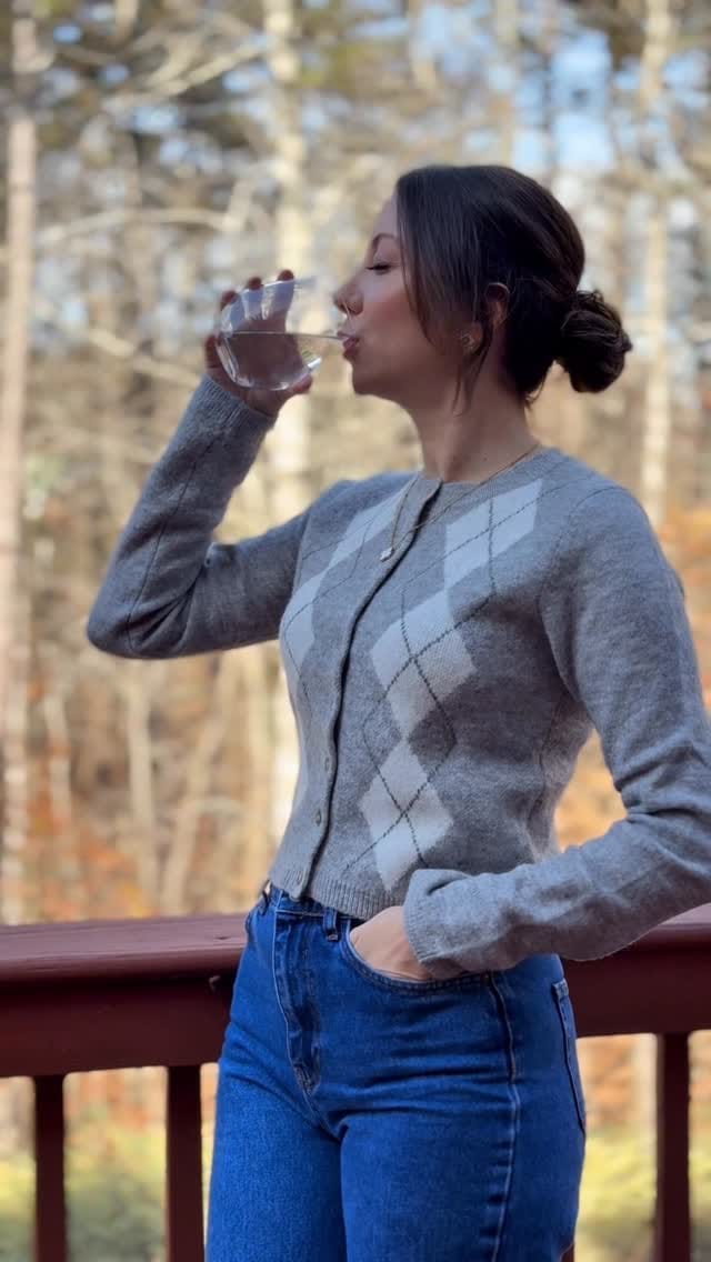 Post 9 by Melike Cintay on Instagram (video)