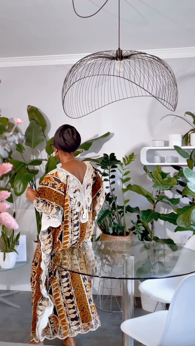 Post 3 by Laila-Jean Washington 🇬🇭 on Instagram (video)