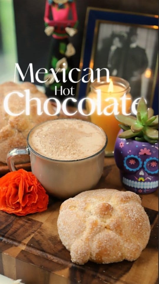 Post 10 by Laura Muller | Food & Lifestyle Hispanic Creator (Chicago) on Instagram (video)