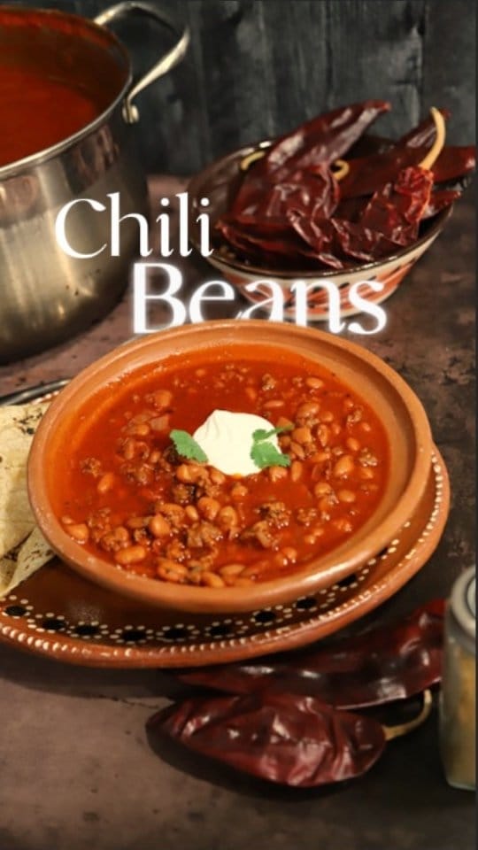 Post 9 by Laura Muller | Food & Lifestyle Hispanic Creator (Chicago) on Instagram (video)