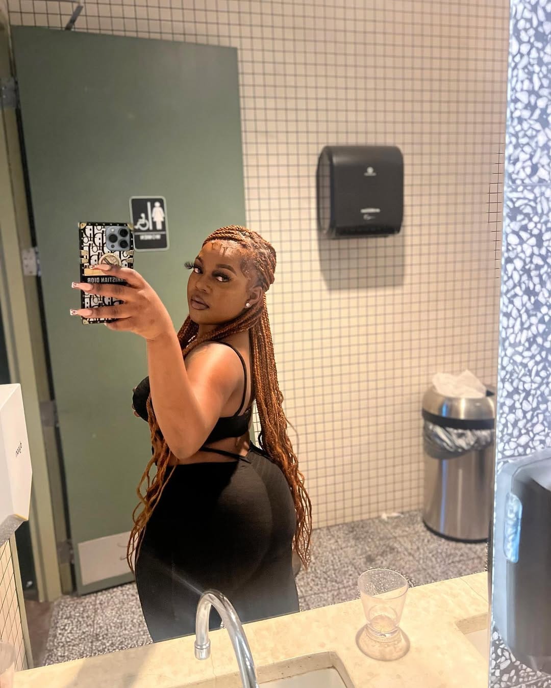 Post 9 by Dallas MUA, Beauty & Lifestyle 💕✨ on Instagram (carousel)