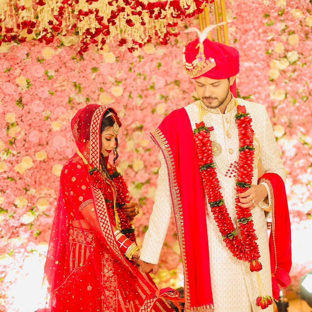 Post 10 by Roop Ganguly Mukherjee on Instagram (carousel)