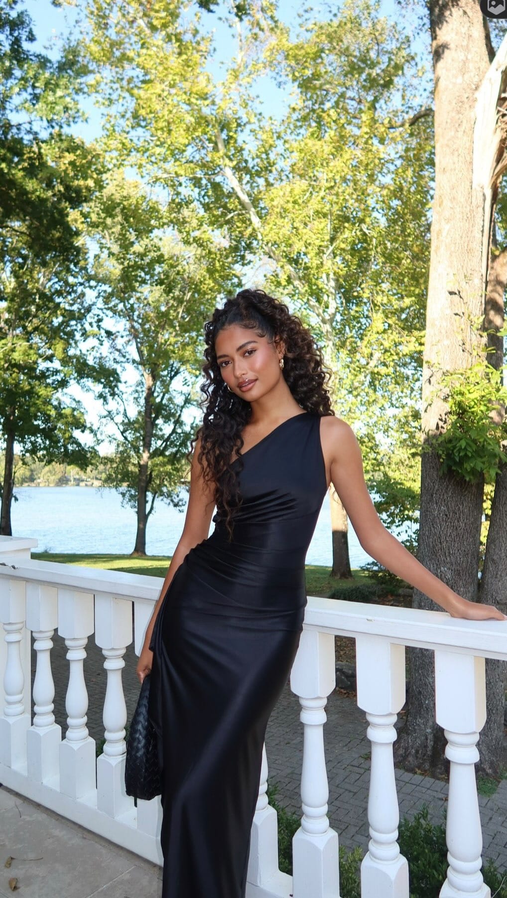 Post 6 by Athena Katoanga on Instagram (video)