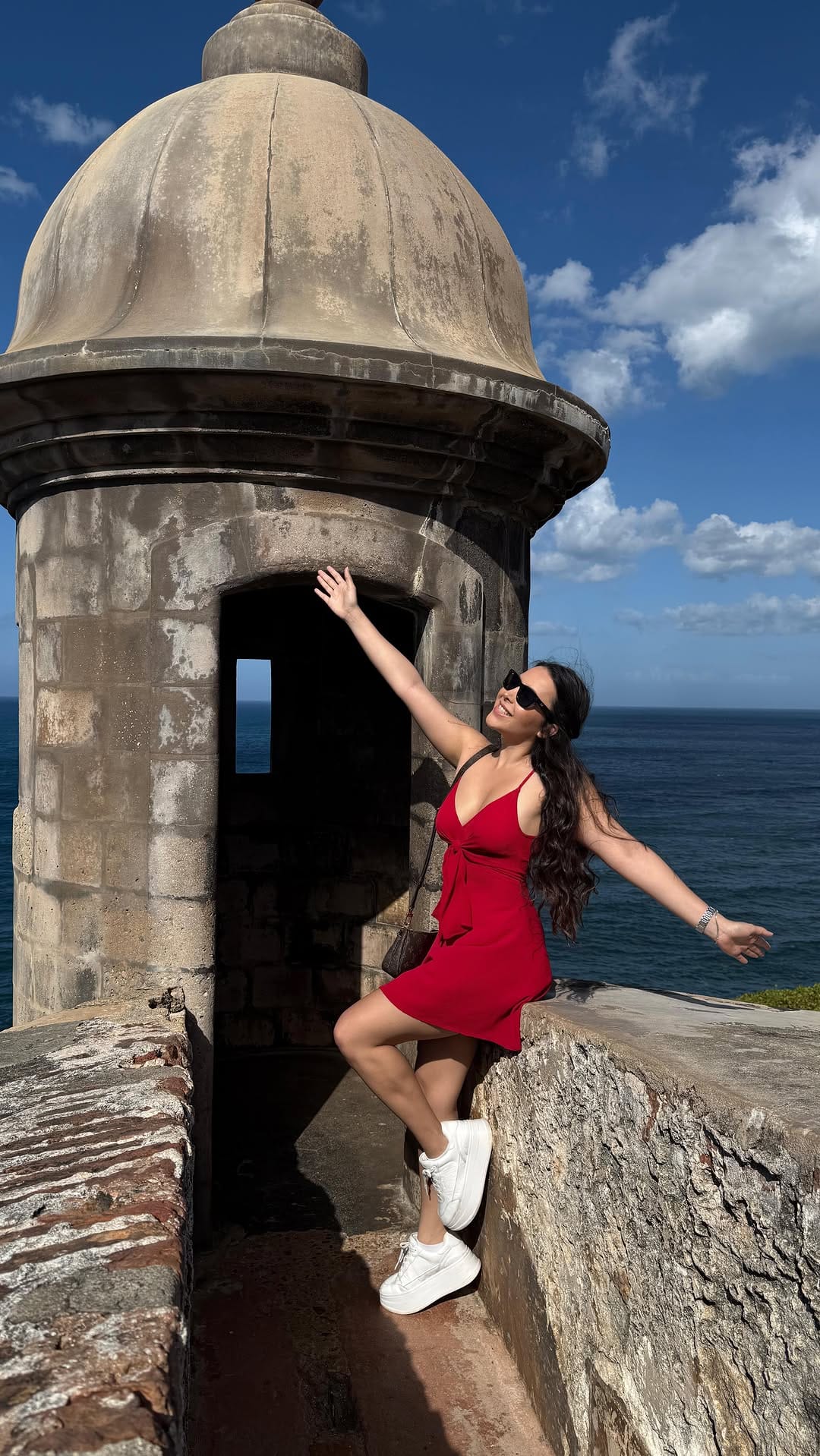 Post 10 by Aly Villegas on Instagram (video)