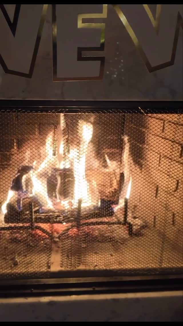 Post 5 by Jil Hinds on Instagram (video)