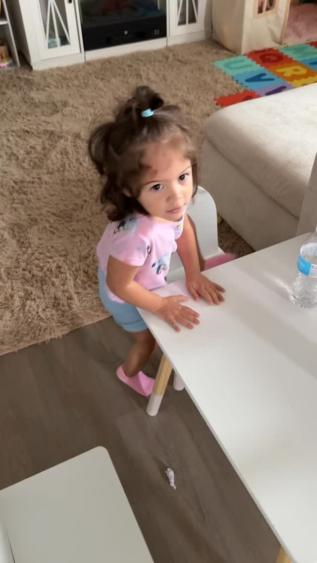 Post 9 by Lizzy Arredondo on Instagram (video)