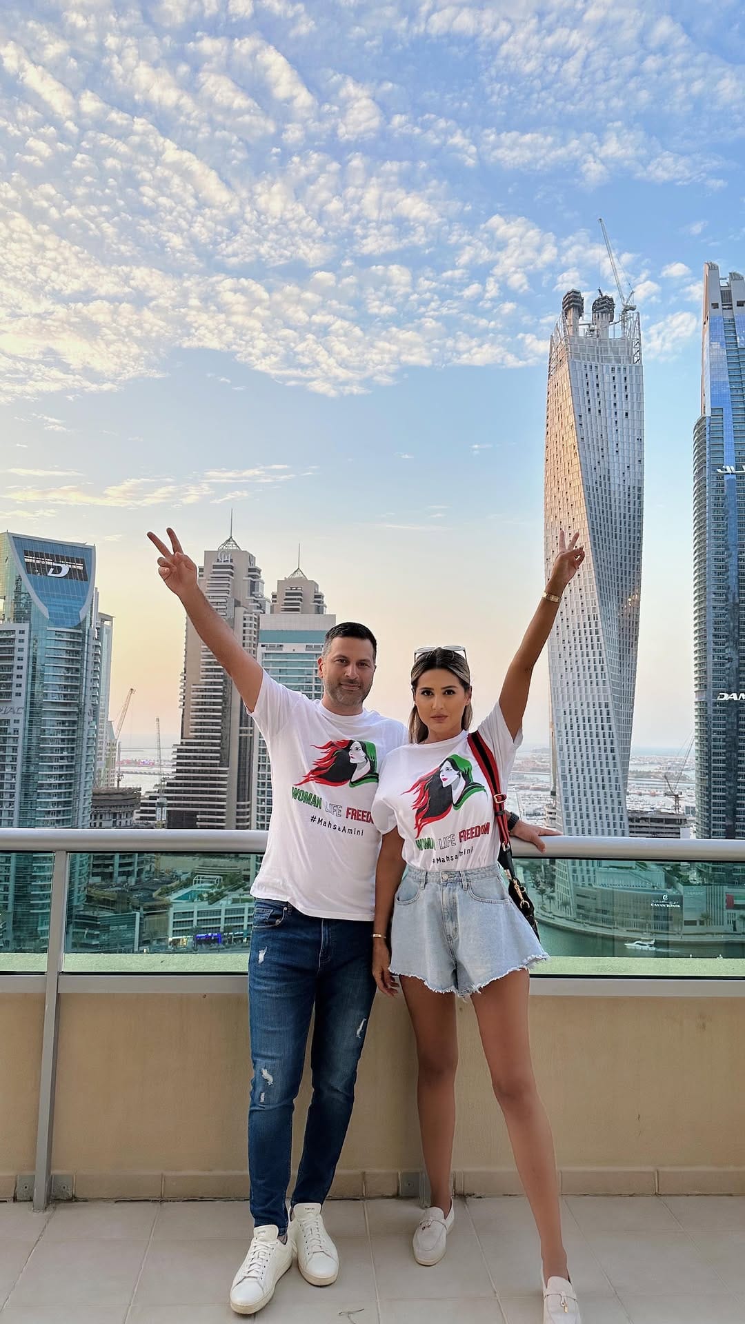 Post 10 by Parisa Peyroedin on Instagram (video)