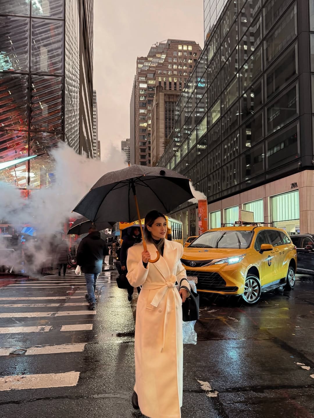 Post 6 by Parisa Peyroedin on Instagram (carousel)