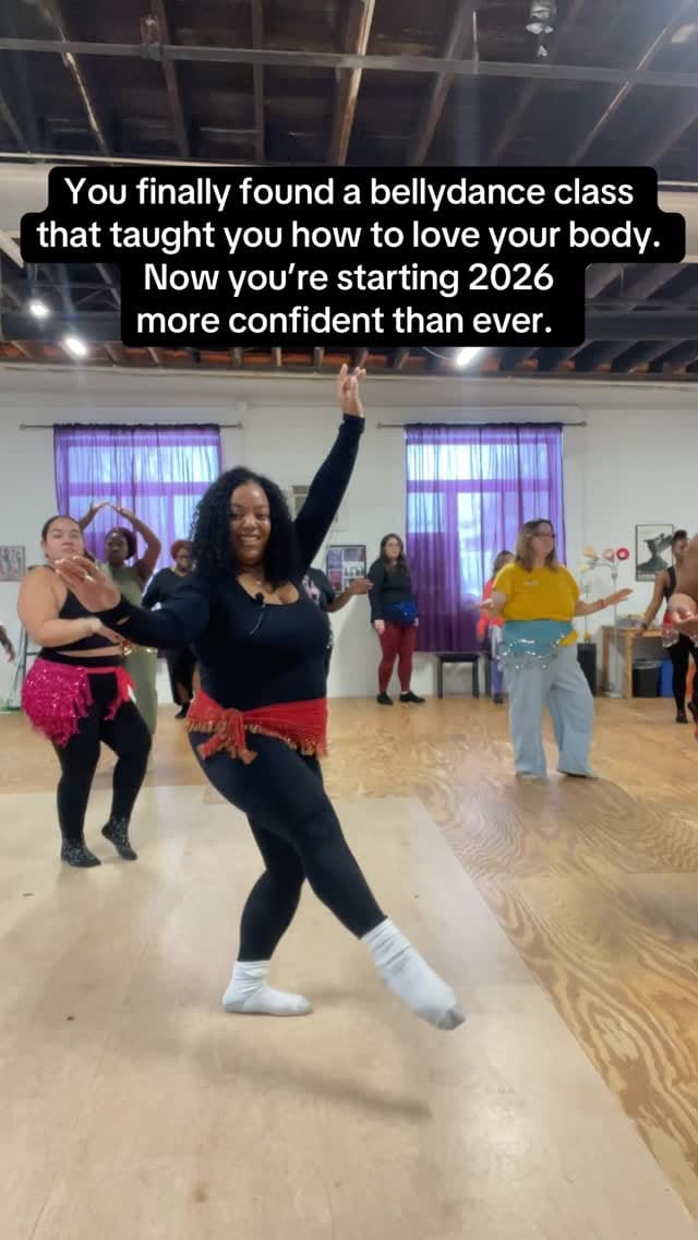 Post 2 by Tay Zavala Raqs on Instagram (video)