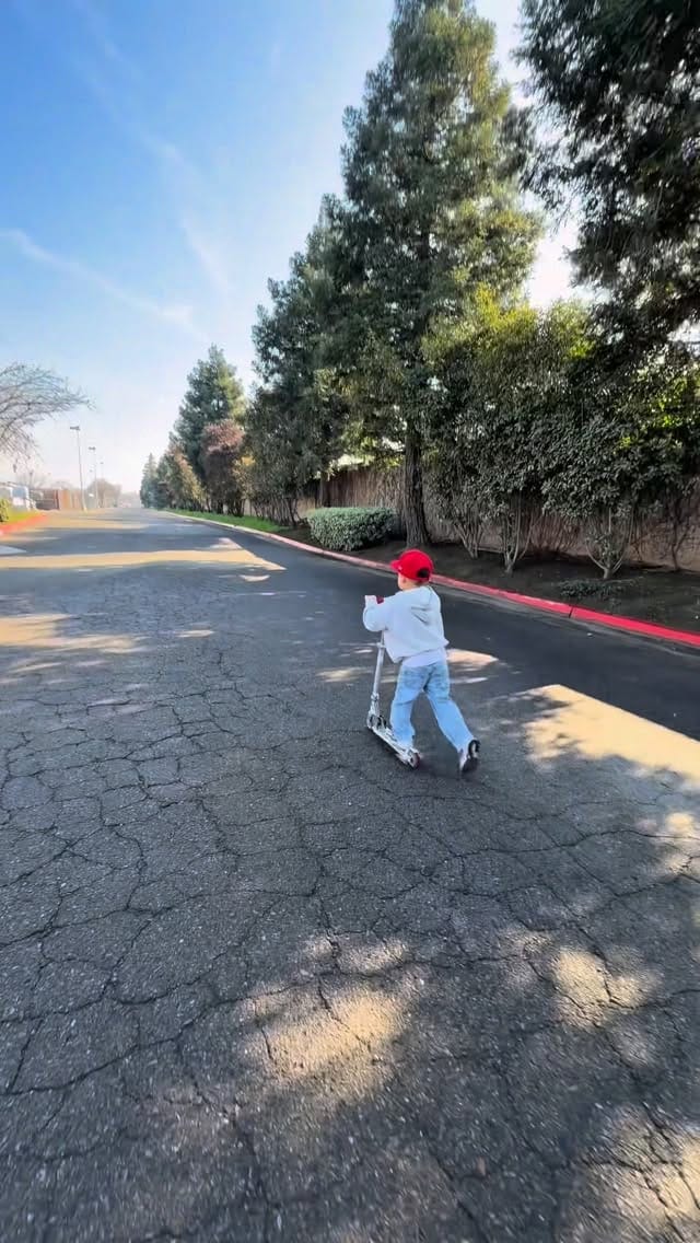 Post 1 by Arielle on Instagram (video)