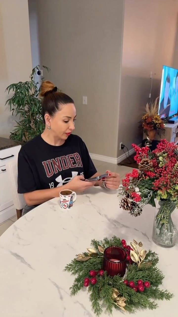Post 3 by Lale Takoglu on Instagram (video)