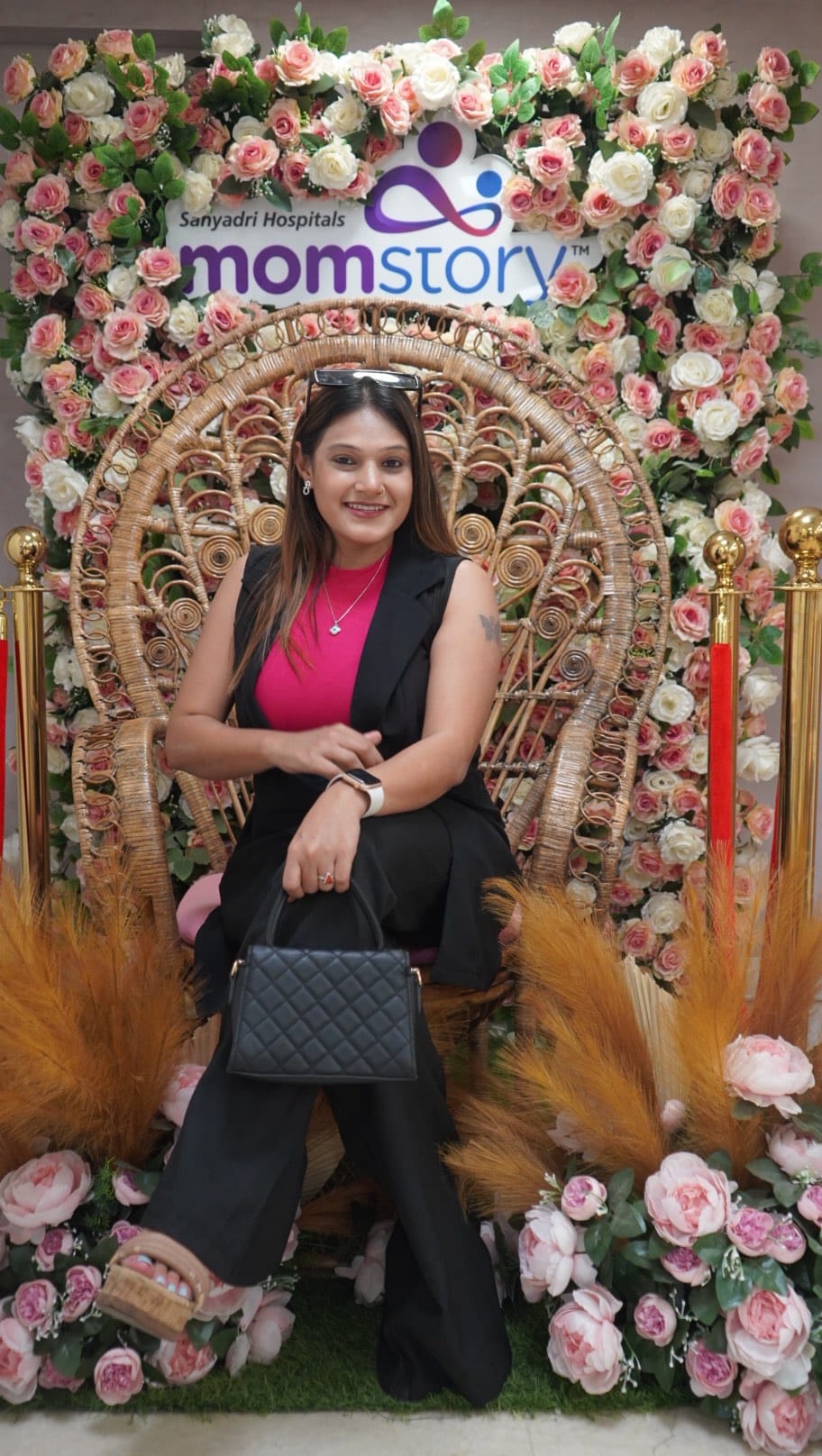Post 3 by Isha Pune influencer & Disha US influencer on Instagram (video)