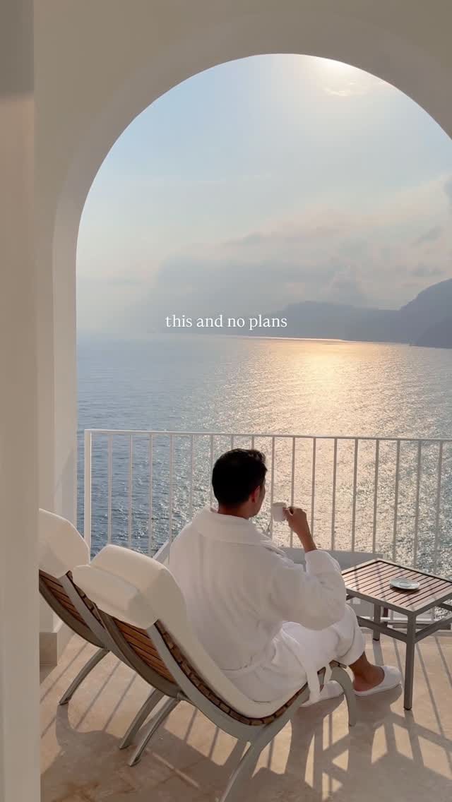 Post 7 by Cameron Lee | Luxury Travel and Lifestyle on Instagram (video)