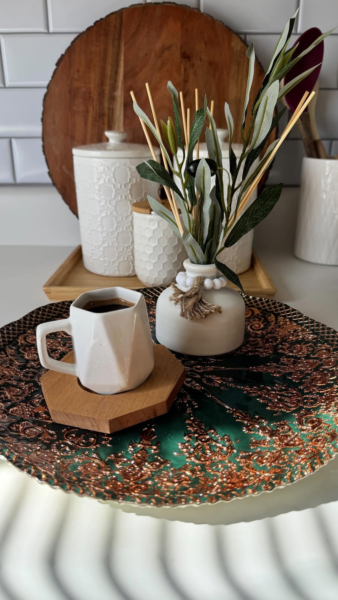 Post 3 by Zeynep Taş on Instagram (video)