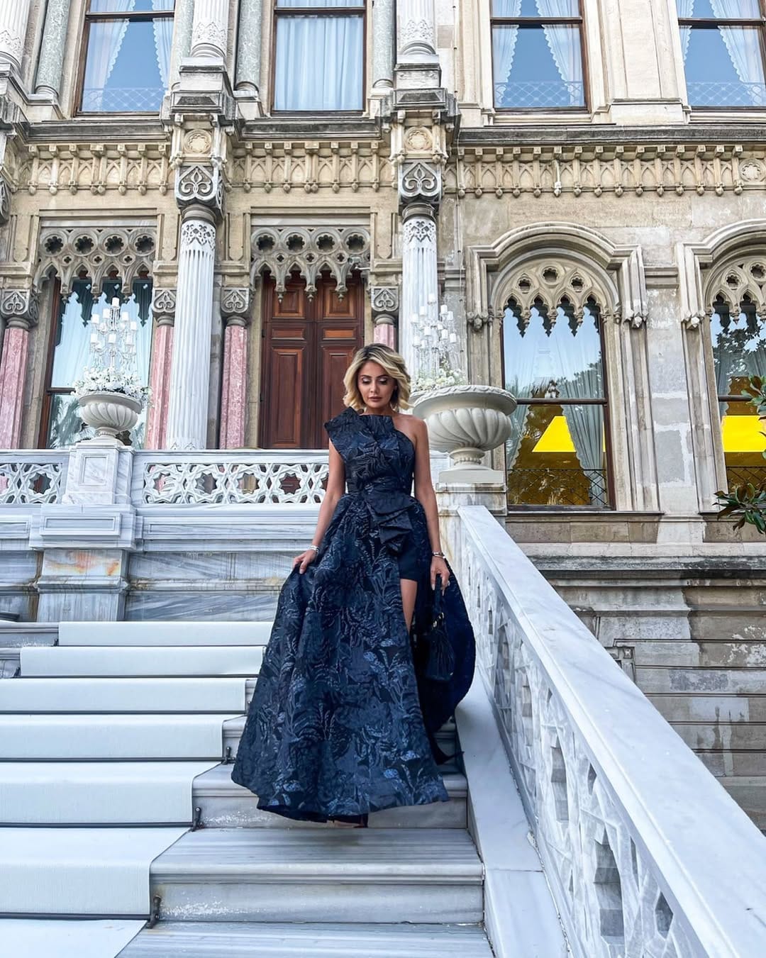 Post 6 by J&G_ The OC Fashion Bloggers on Instagram (image)