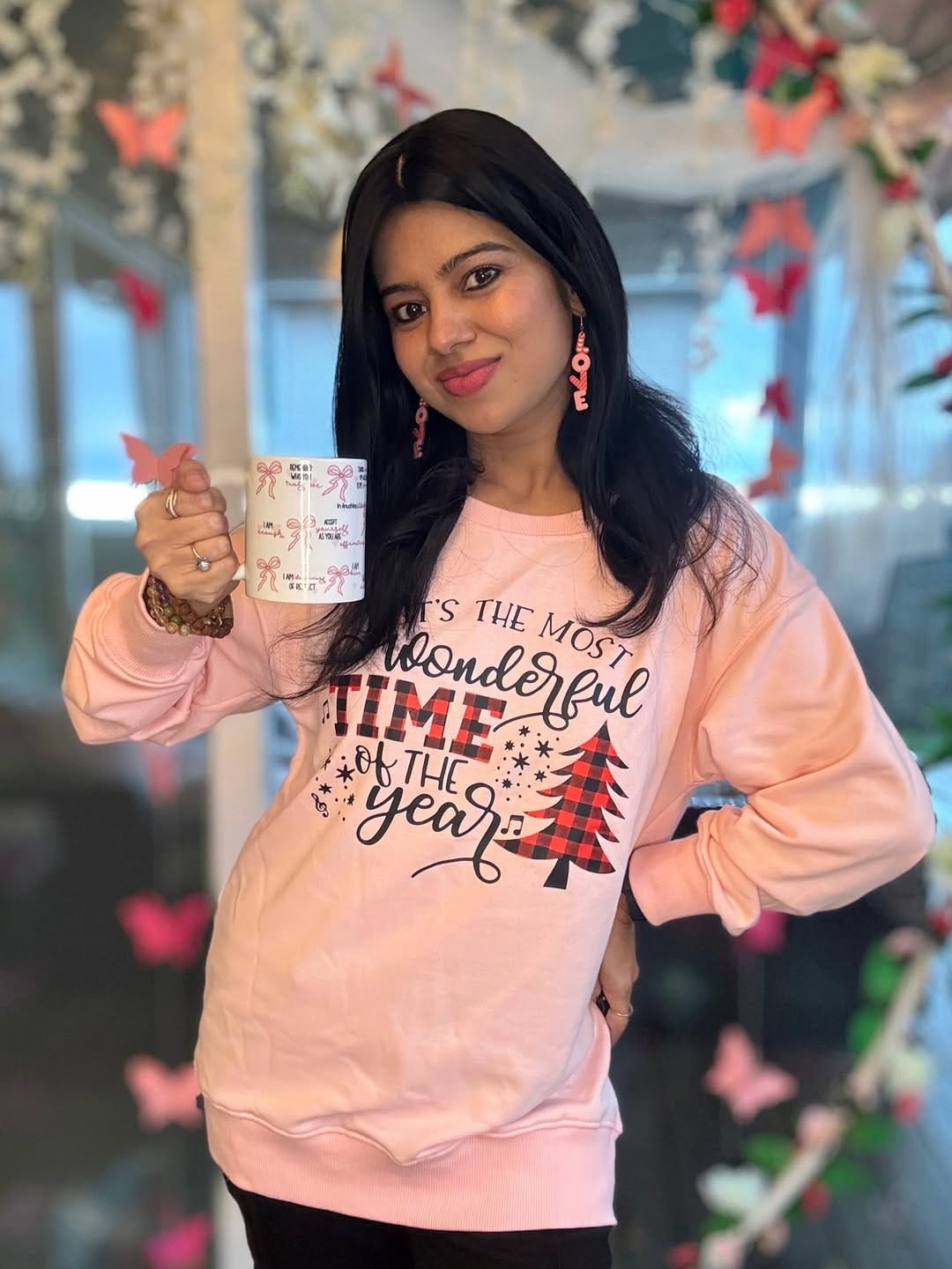 Post 4 by Anu  | lifestyle |UGC| fashion blogger🦋 on Instagram (carousel)
