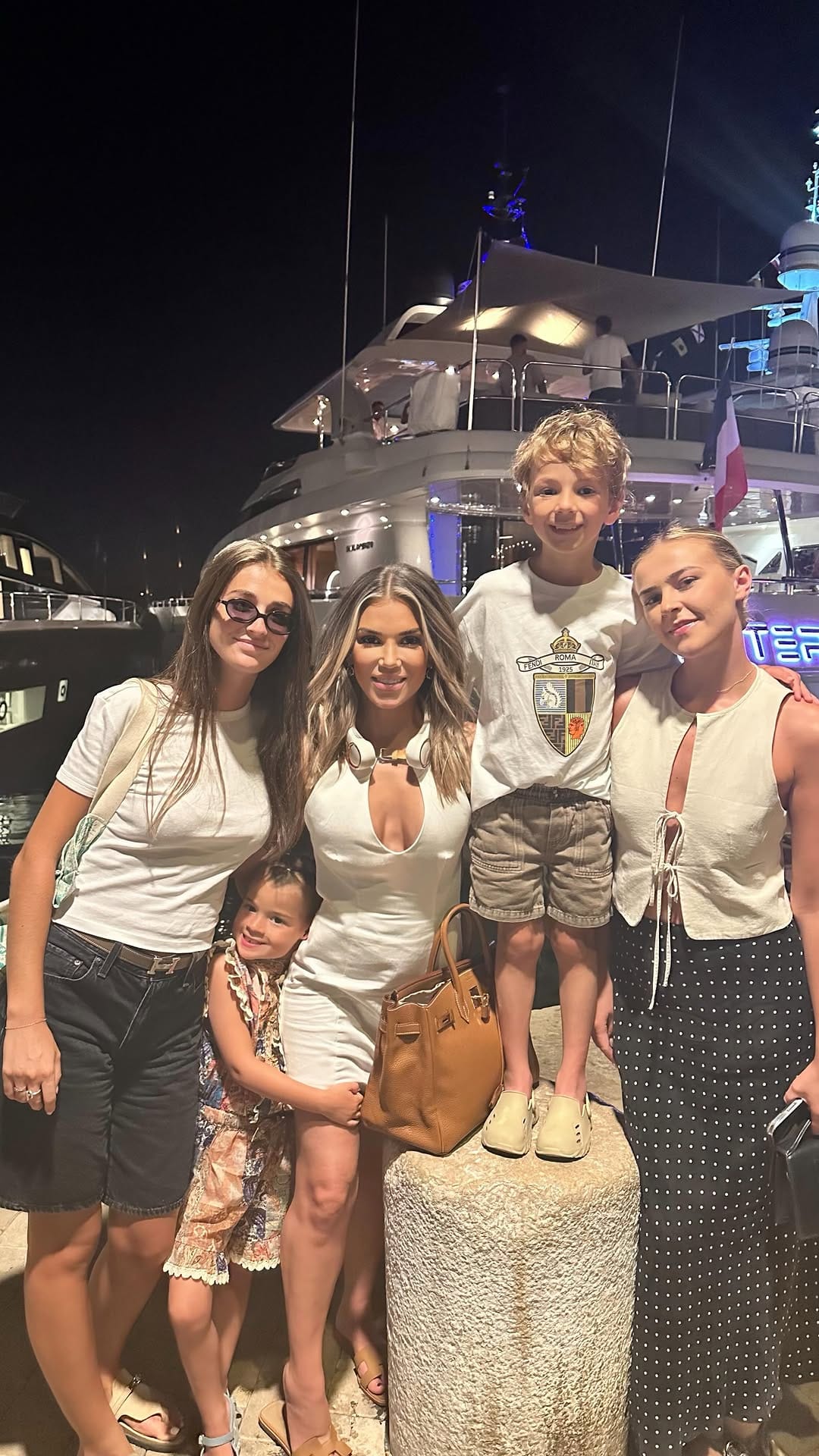 Post 6 by Jillian Horn on Instagram (video)