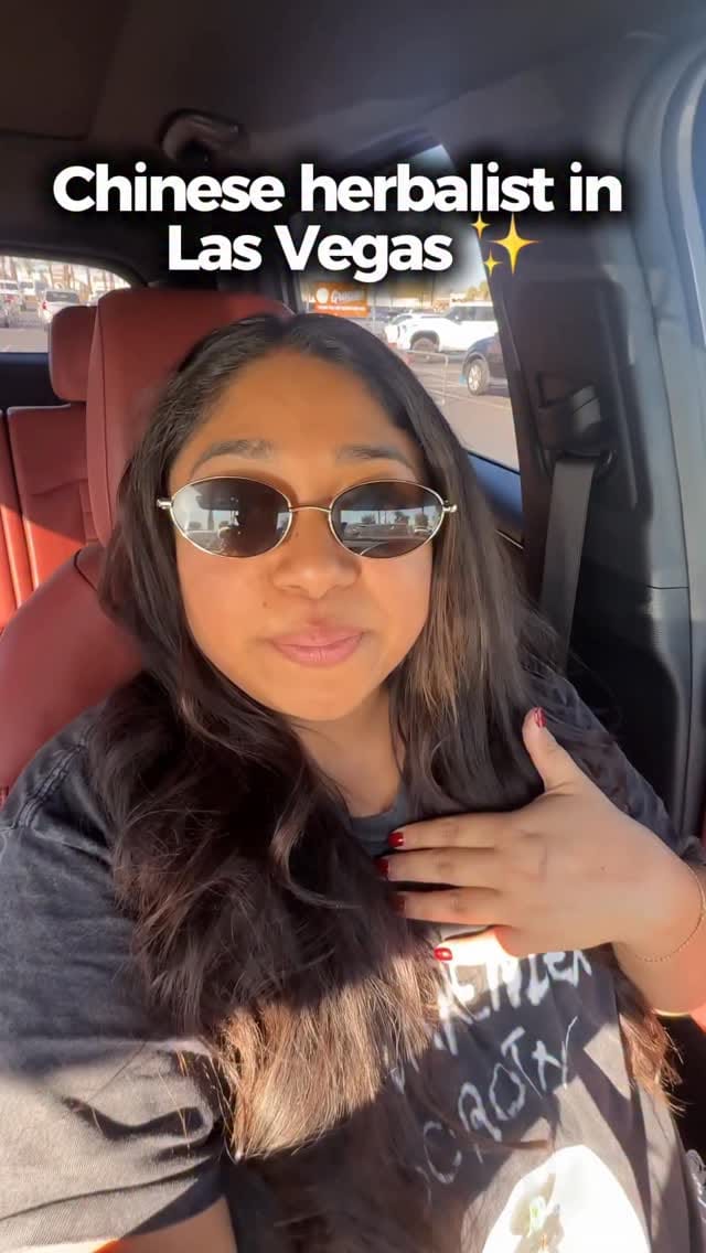 Post 5 by Velia Aurora on Instagram (video)