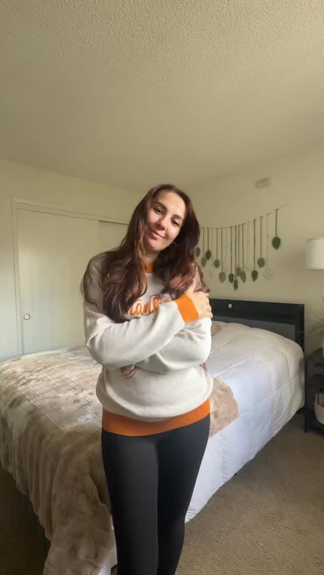 Post 4 by Mia B on Instagram (video)