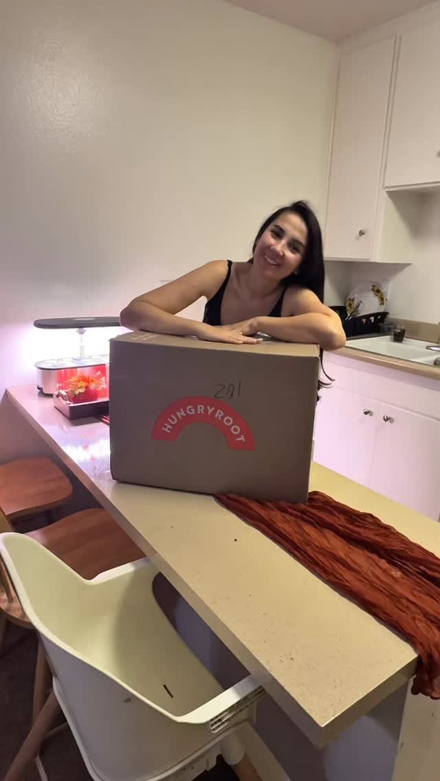 Post 10 by Mia B on Instagram (video)