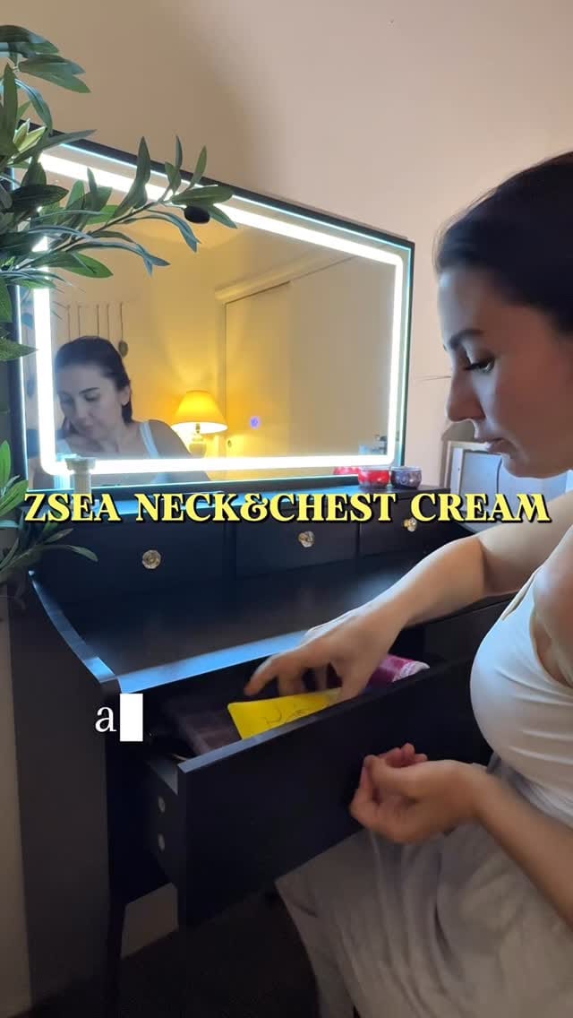 Post 8 by Mia B on Instagram (video)