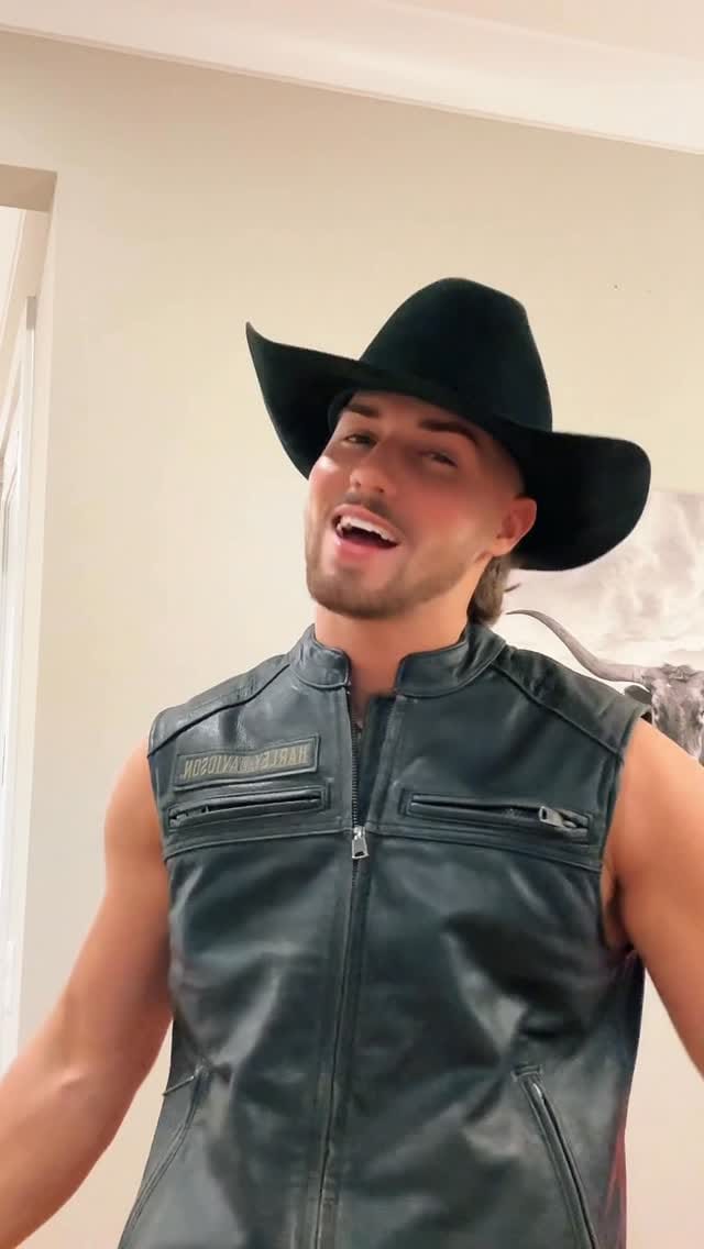Post 4 by Gavin Kernstine on Instagram (video)