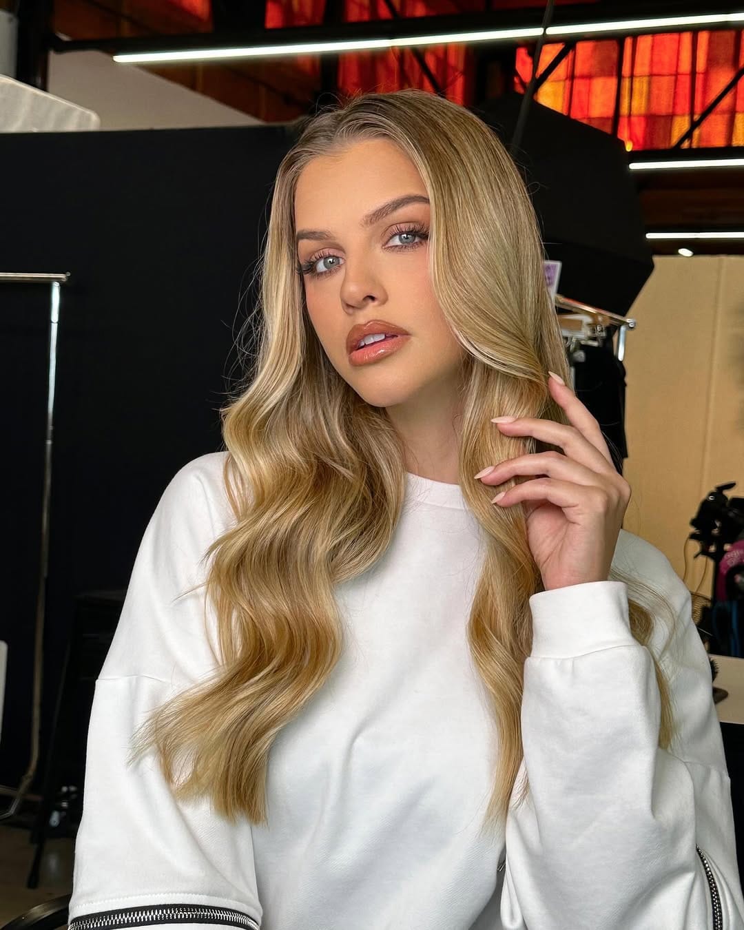 Post 5 by Marina Laswick on Instagram (carousel)