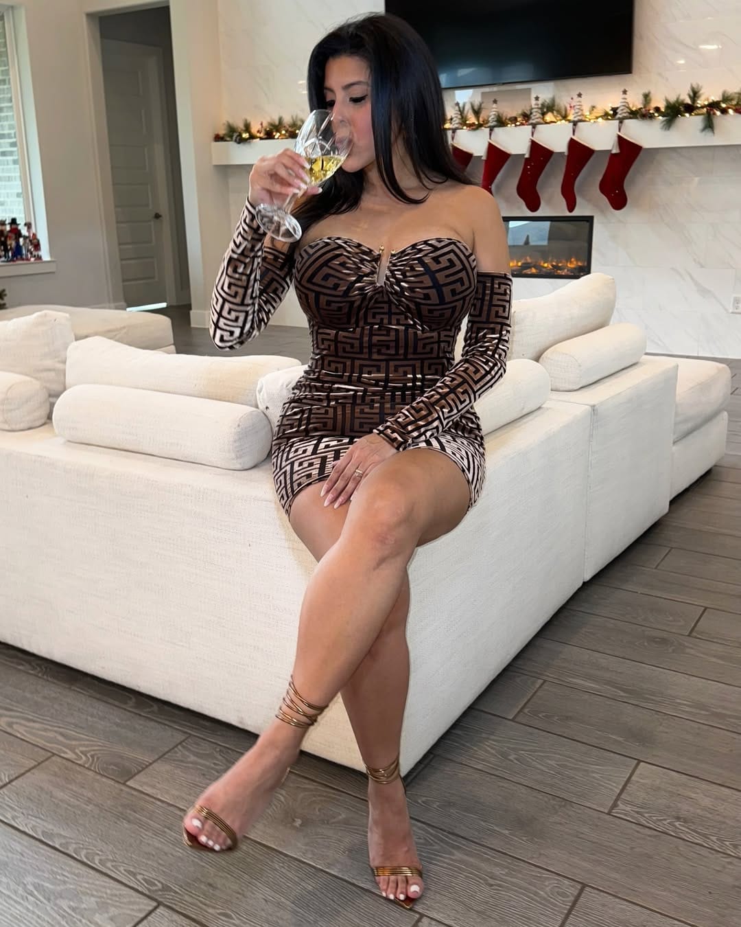 Post 9 by Darling Melissa Balderas on Instagram (image)