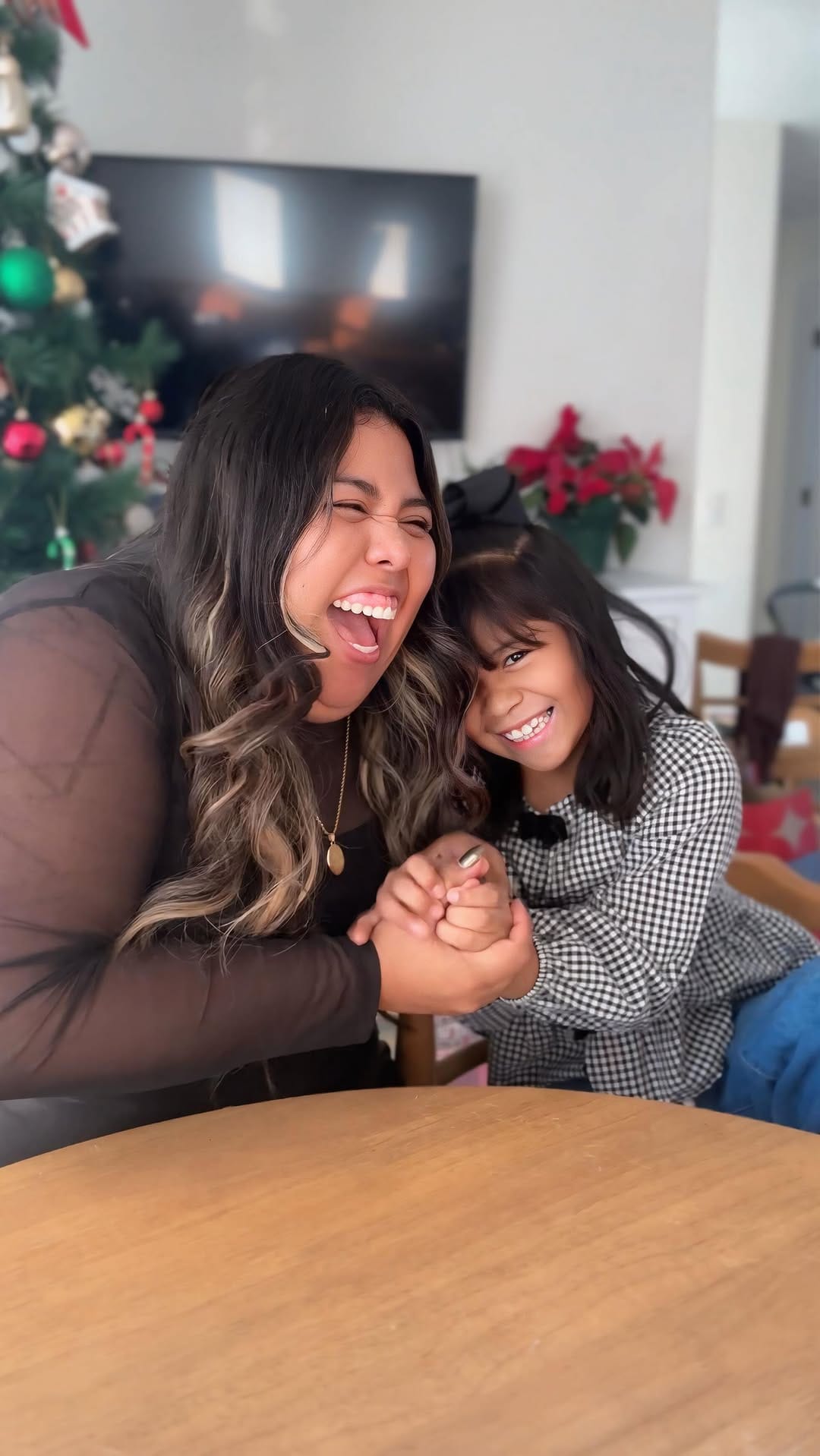 Post 1 by Mariela Lucena on Instagram (video)