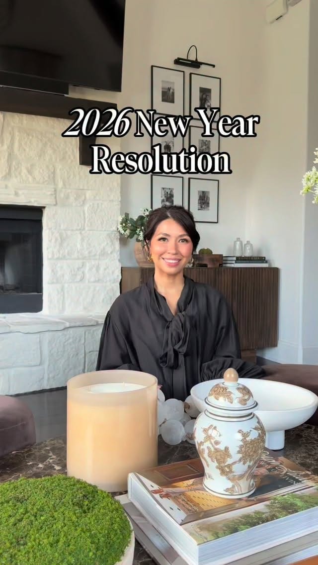 Post 3 by Vicky Pham on Instagram (video)