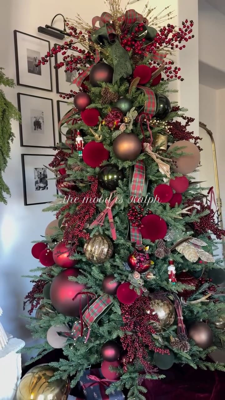 Post 8 by Vicky Pham on Instagram (video)