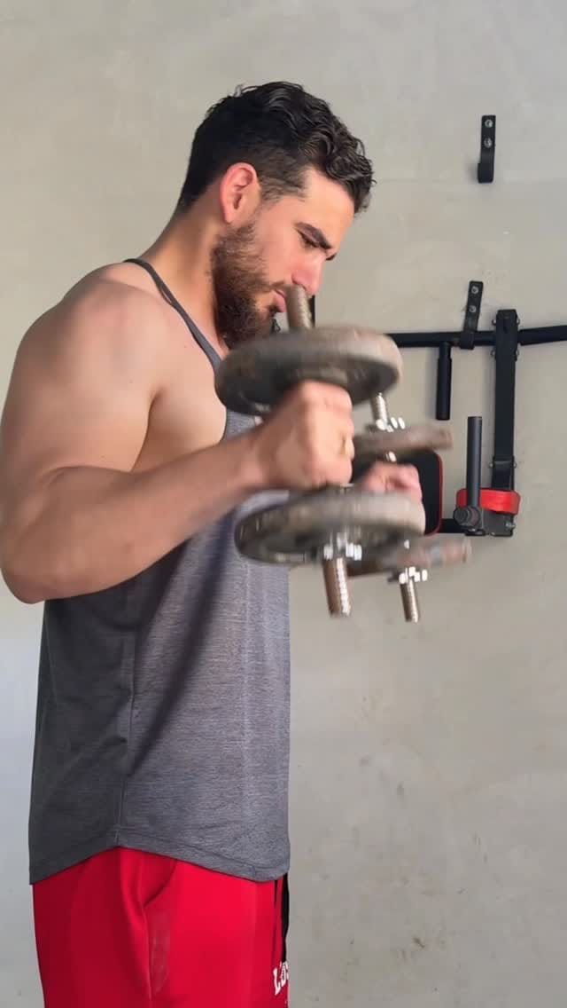 Post 2 by Sergio González on Instagram (video)