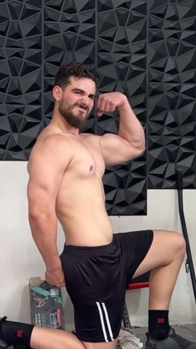 Post 3 by Sergio González on Instagram (video)