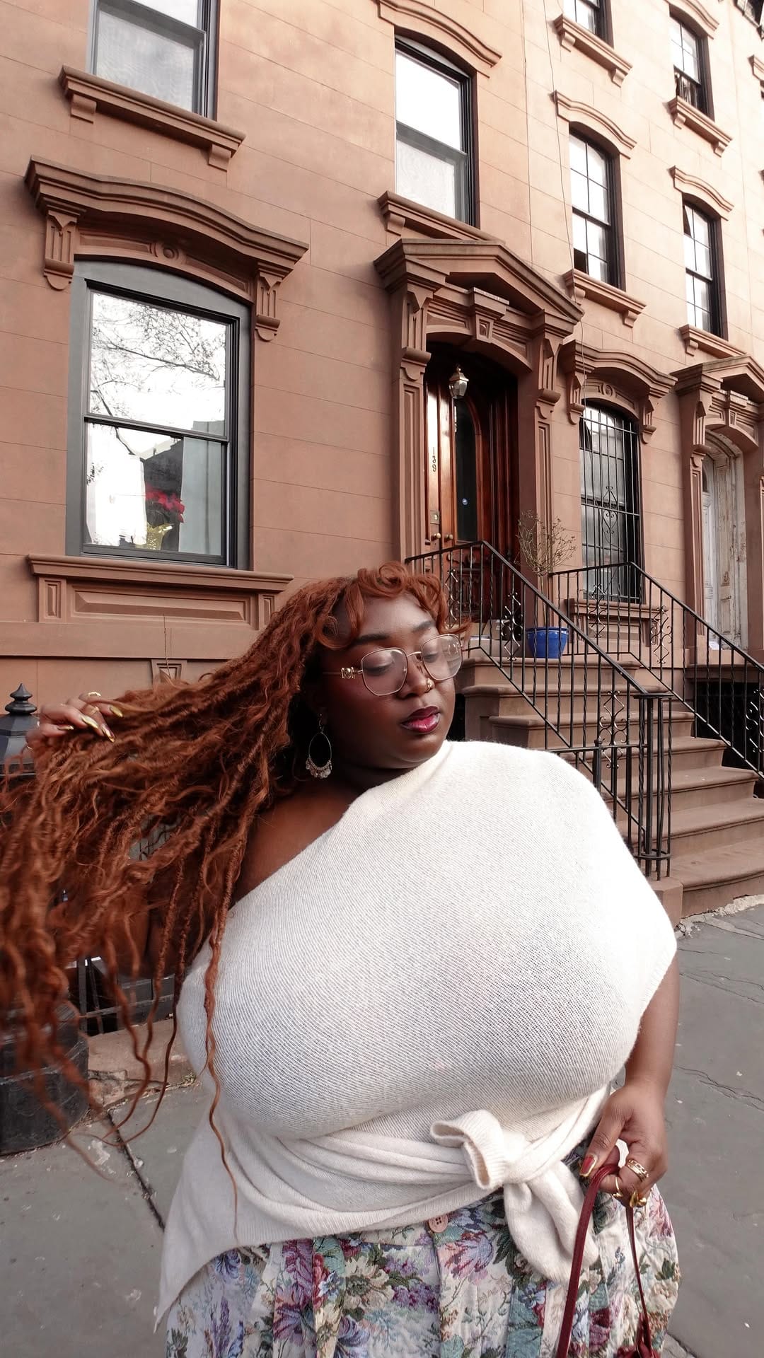 Post 4 by Angel Edme on Instagram (video)