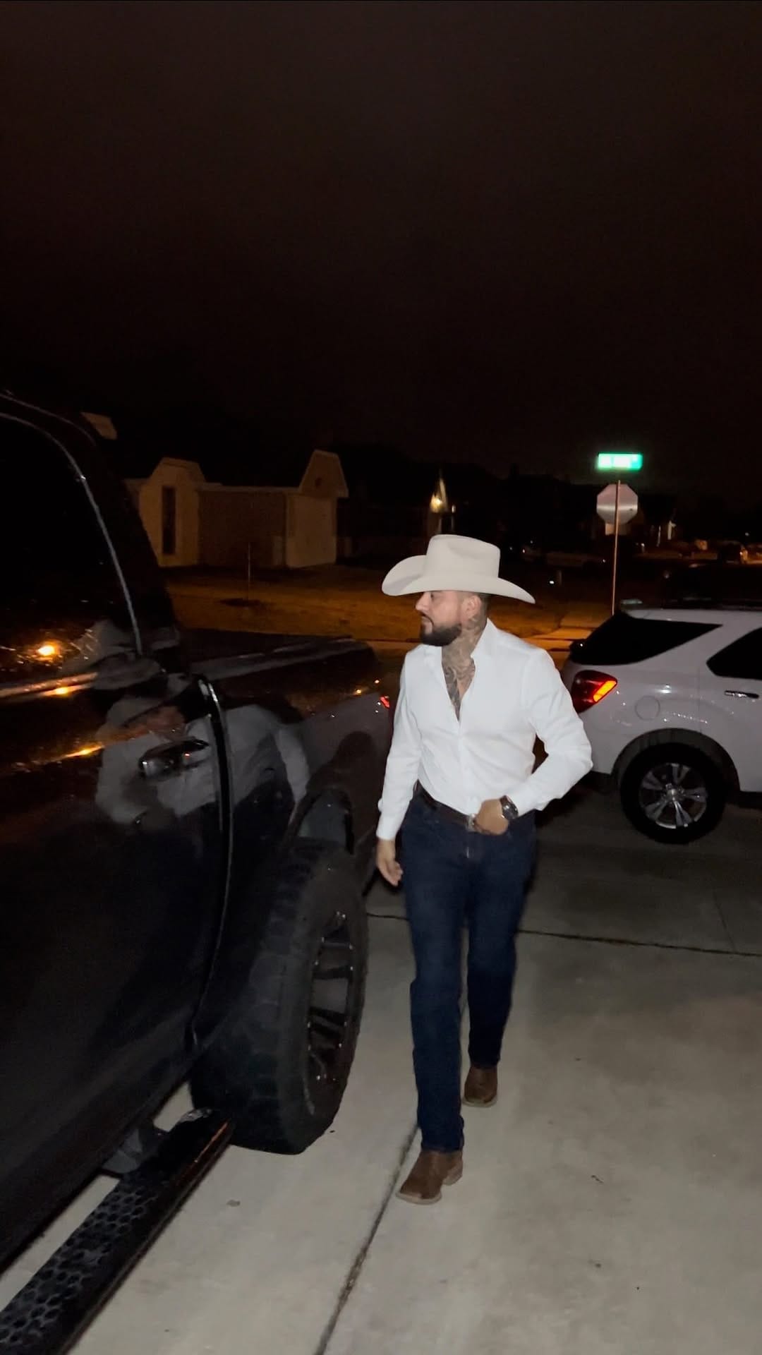 Post 10 by Mario Tovar on Instagram (video)