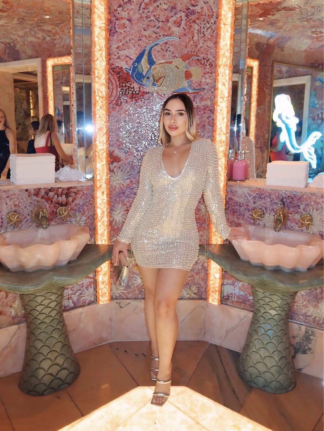 Post 2 by Yuliet Mandulei on Instagram (carousel)